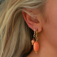 Golden earrings pastille orange