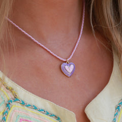 Collar Samos rosa lila corazón