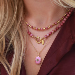 Collier en or avec pierre essentielle quartz rose