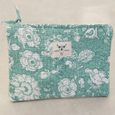 Bolsa de maquillaje con flores de menta