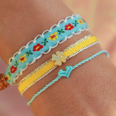 Woven bracelet cotton flower blue