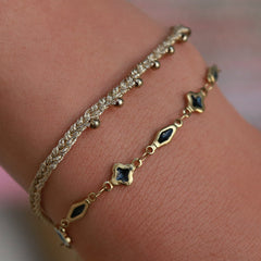Bracelet black charms