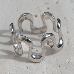 Remolino de anillo de plata