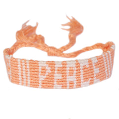Brazalete paz junto al mar