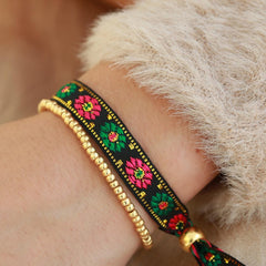 Gewebtes armband flower black