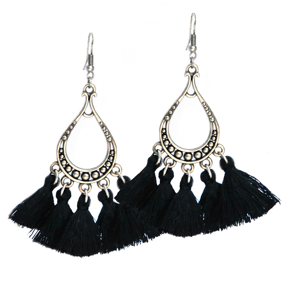 Zilveren oorbellen black tassel