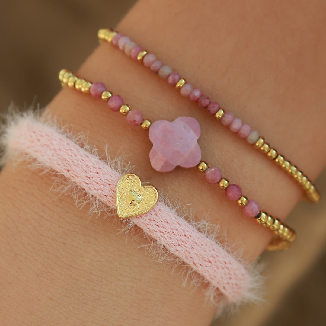 Gold bracelet facet rose