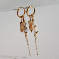 Gouden oorbellen pearl stone bruin