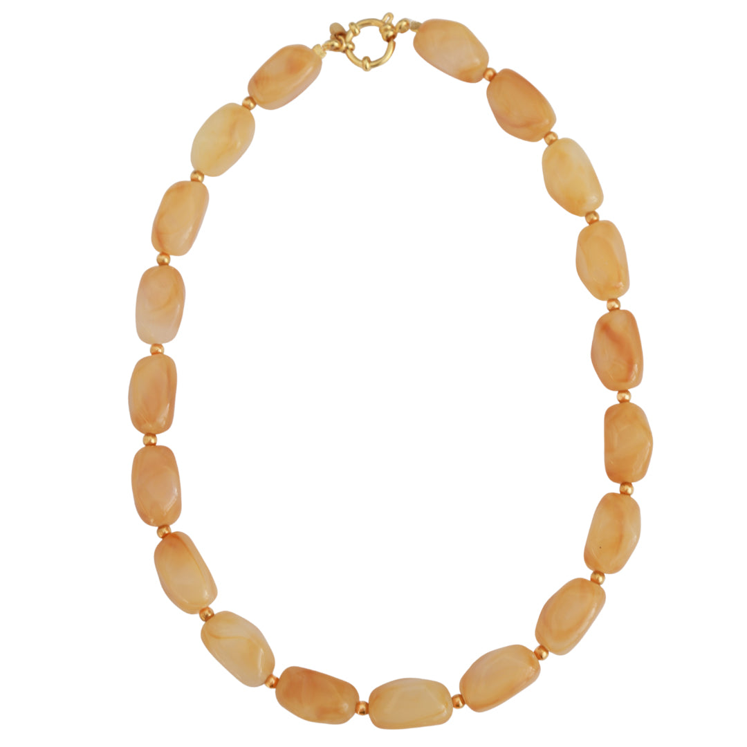 Cadena de oro con piedras beige