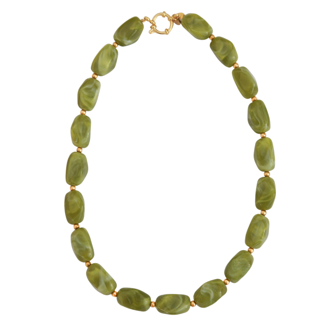 Collier en or pierres olive