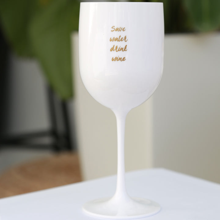 Wijnglas save water, drink wine