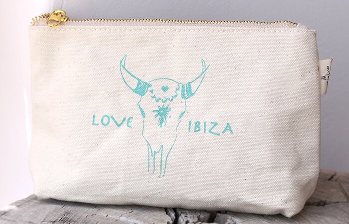 Make-up bag Love Ibiza turquoise