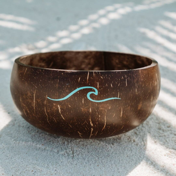 Salty Luxe wave coconut bowl & spoon combo limited edition