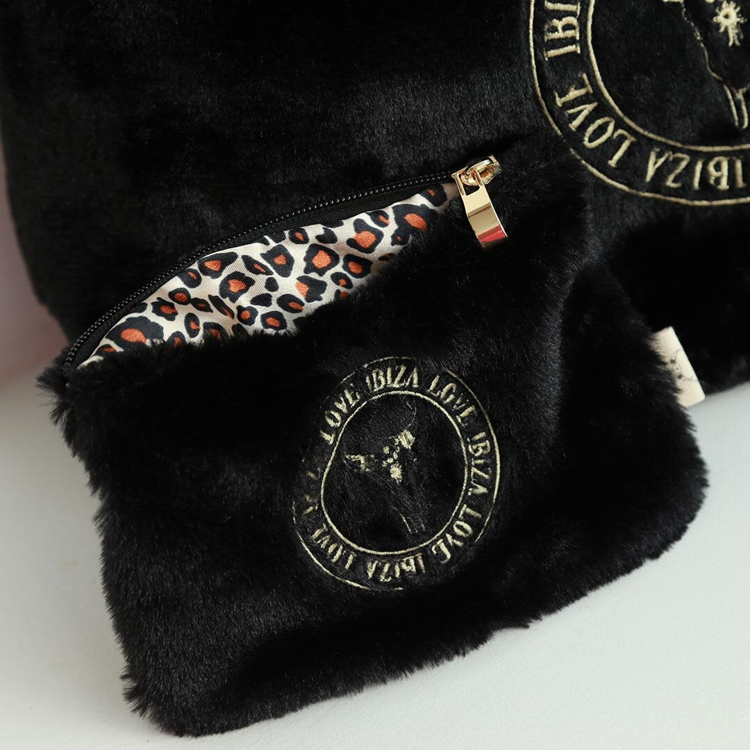 Tasche it's so fluffy black - incl. beutel