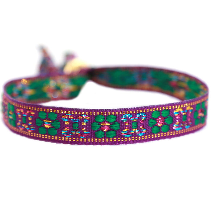 Woven bracelet flower purple