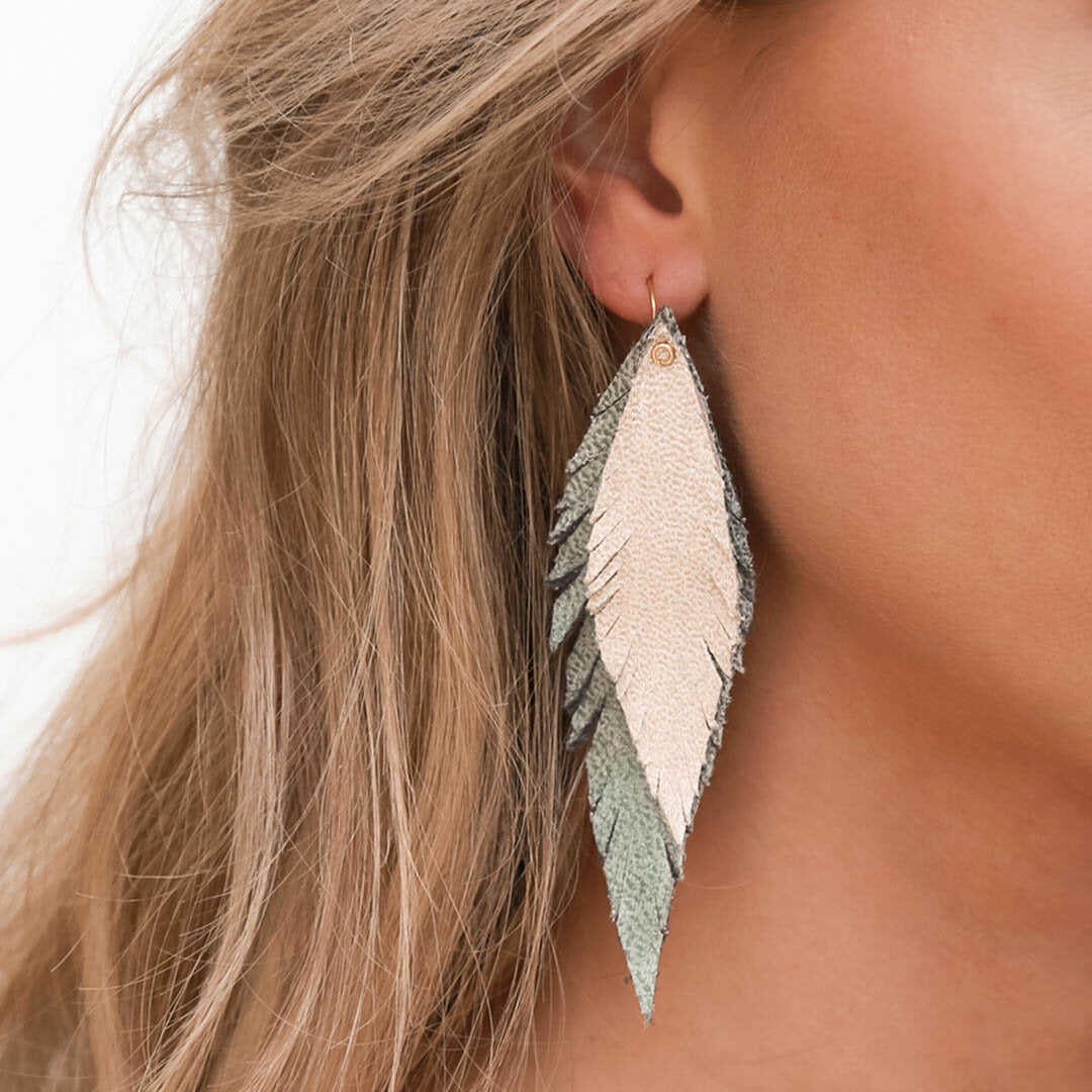 Earrings bohemian feather green sand