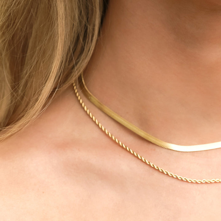 Gouden ketting twisted